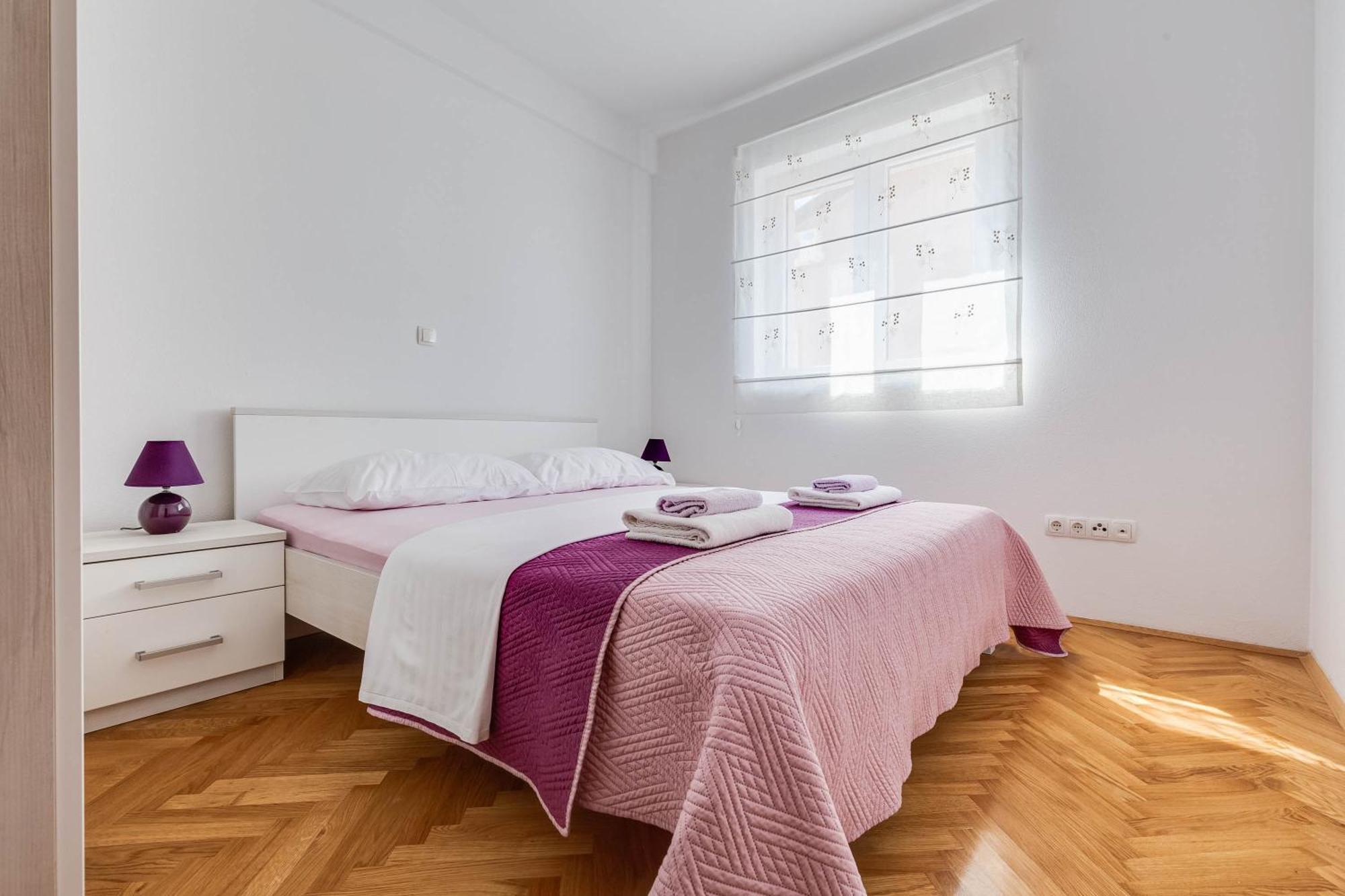 Apartmani Pocrnic Pakoštane Exteriér fotografie
