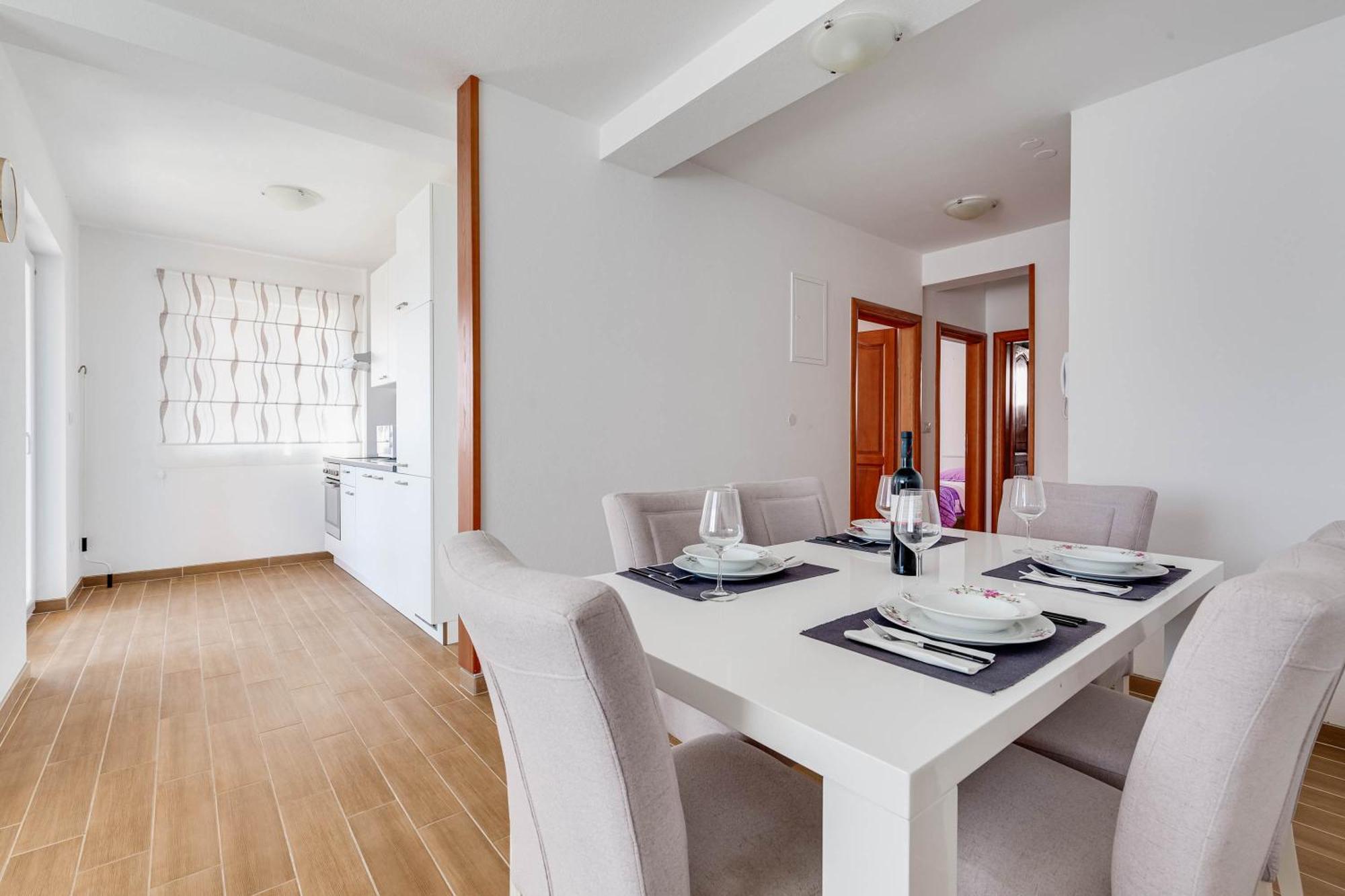 Apartmani Pocrnic Pakoštane Exteriér fotografie